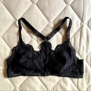 VS unlined front close lace triangle bralette